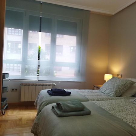 Centrico Apartamento Oviedo Parking Y Wifi Gratuitos Admite Mascotas Екстериор снимка
